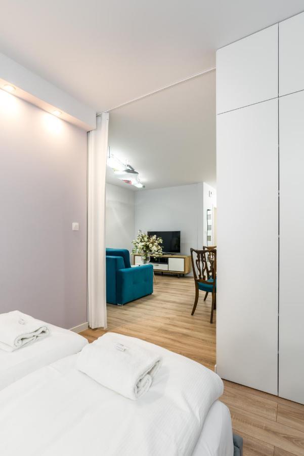 Villa Venecja Apartment Chwaliszewo With Free Garage City Center By Noclegi Renters Poznań Exterior foto